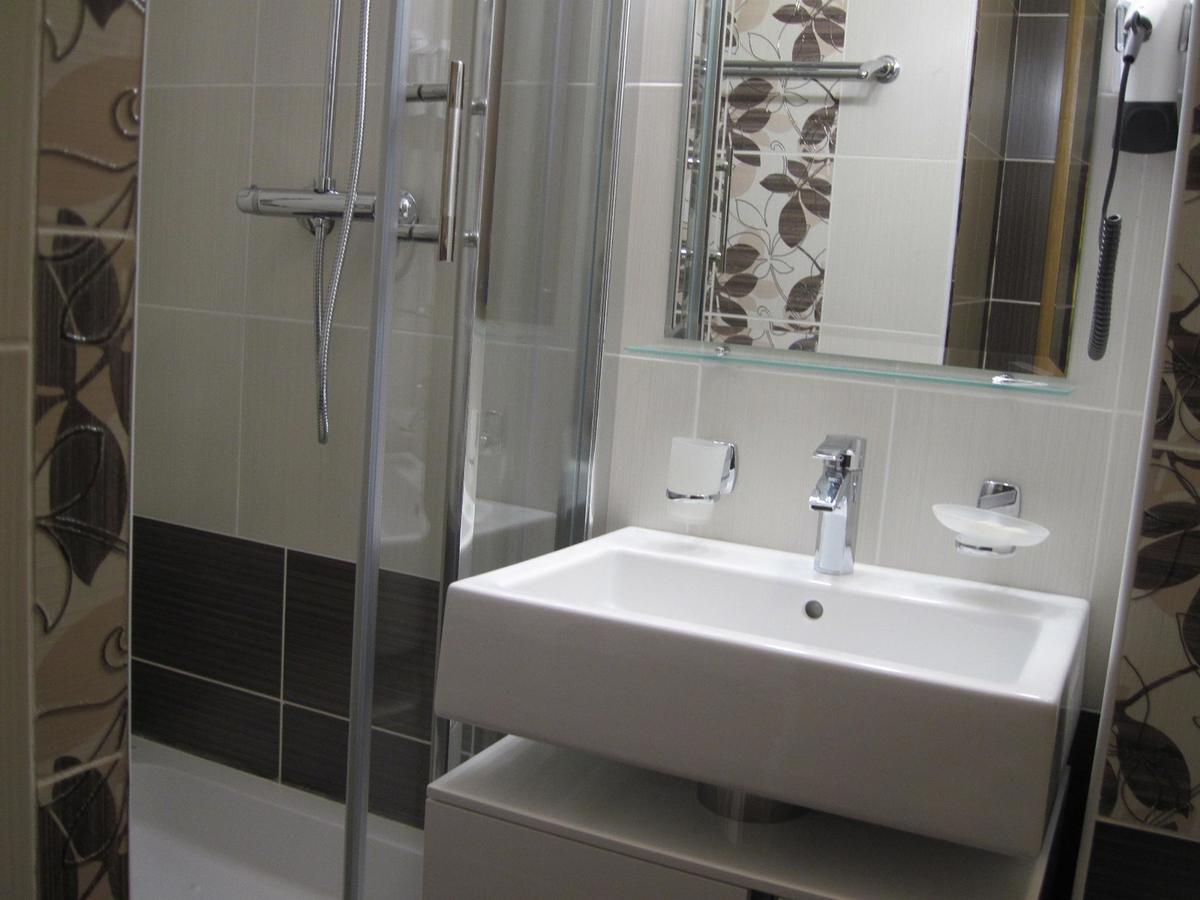 Hotel Mosty Masty Екстериор снимка